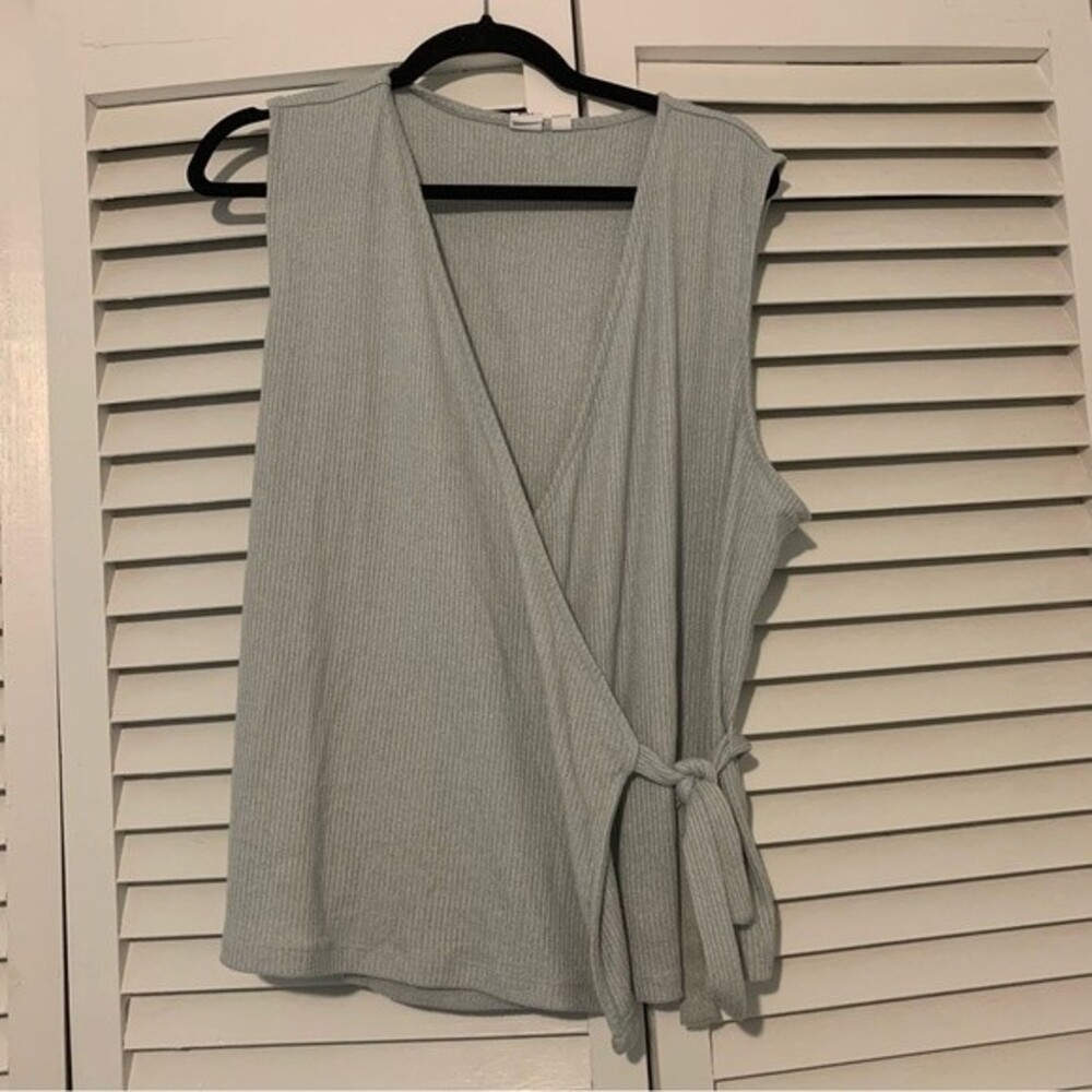 Gap XL Grey Ribbed Authentic Wrap Top